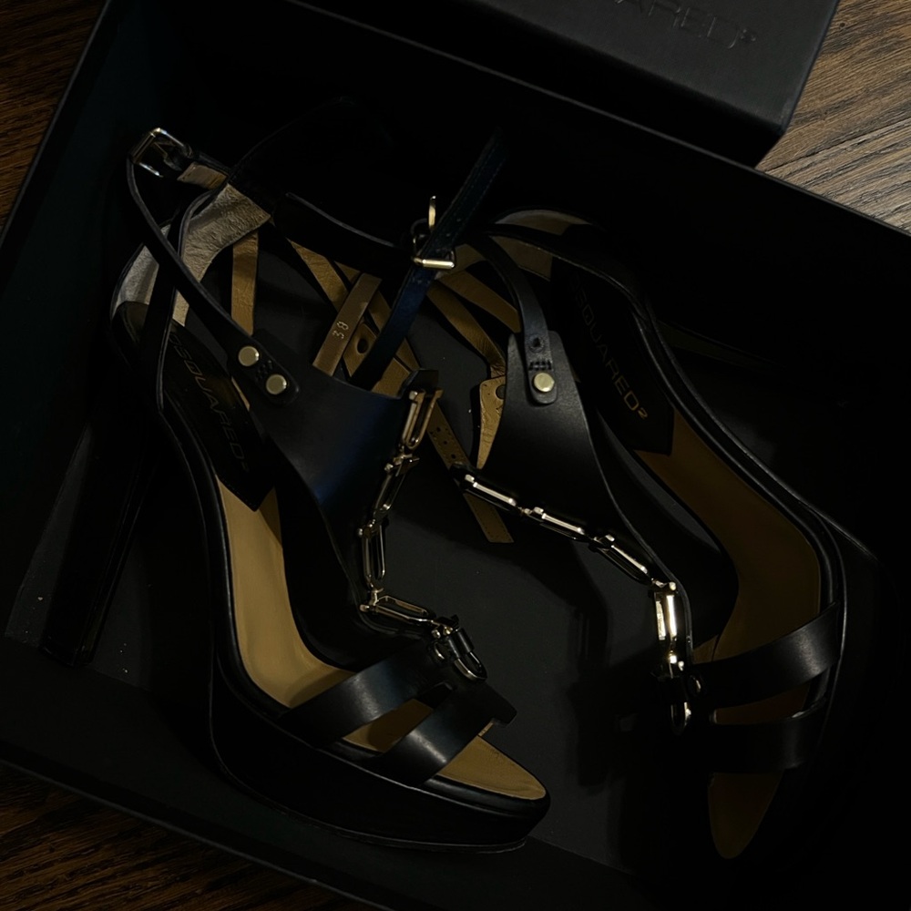 Vintage Dsquared Black Heels with Gold Accents - Picture 5 of 7